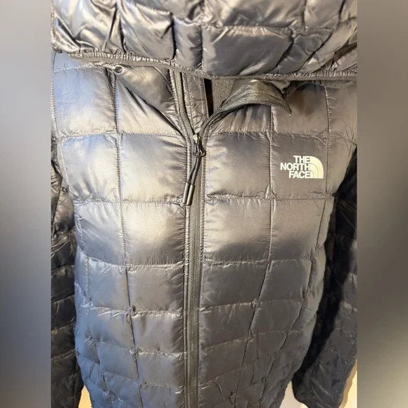 New Mens The North Face Black Eco Thermoball Full Zip Jacket Coat Puffer Matte - Picture 5 of 12